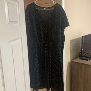 Women’s Short Sleeved Dress